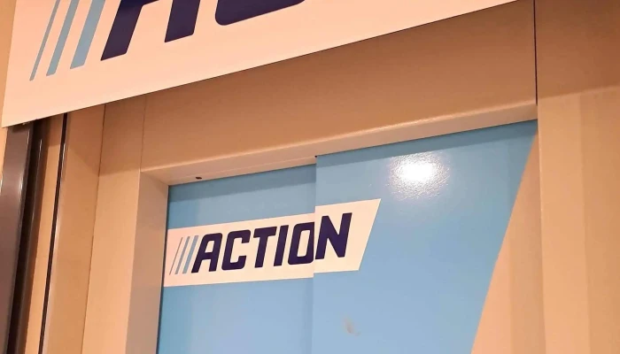 Action Madrid -    San Blas Donde - Madrid