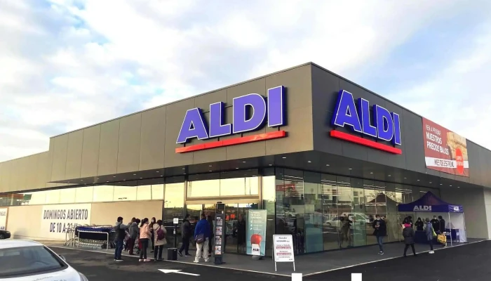 Aldi -  Estacionamiento - Colmenar Viejo