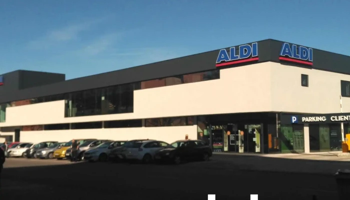 Aldi -  Estacionamiento - Madrid