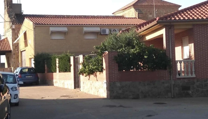 Ayuntamiento De Cazurra -  Ayuntamiento - Cazurra