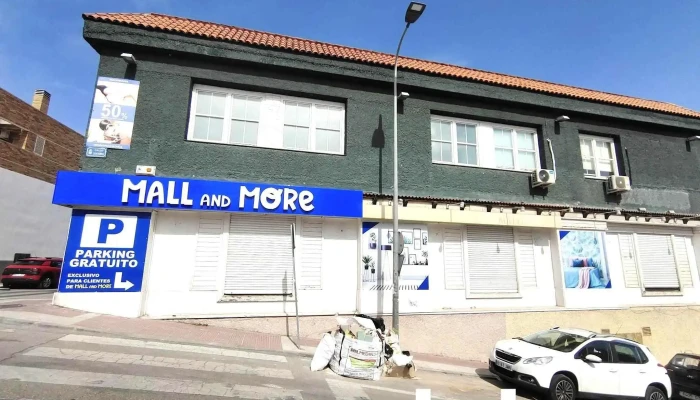 Bazar Mall And More -  Estacionamiento - San Sebastián de los Reyes