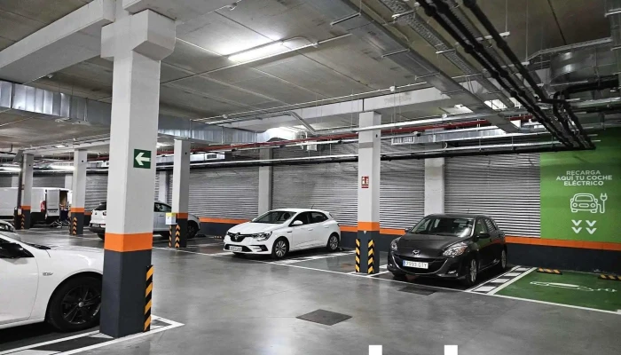 Bm Supermercados -  Estacionamiento - Collado Villalba