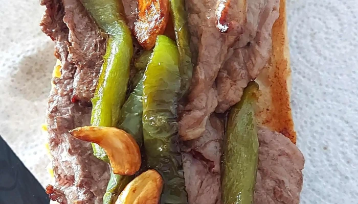 Carnes Candamo Maluan Instagram - Avilés