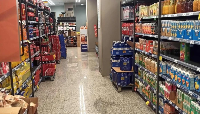 Carrefour Market - Av. De L'Estació