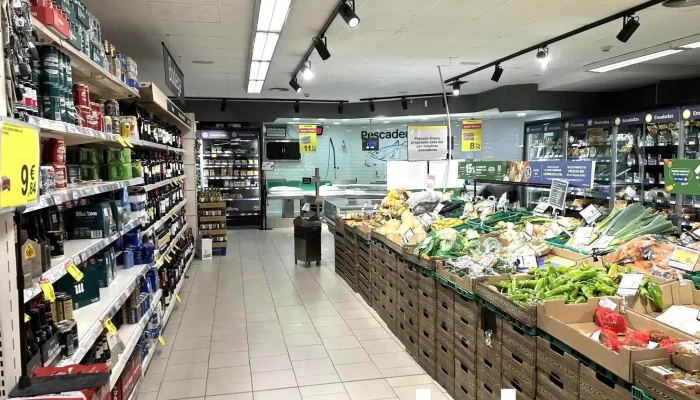 Carrefour Market -  Interior - Madrid