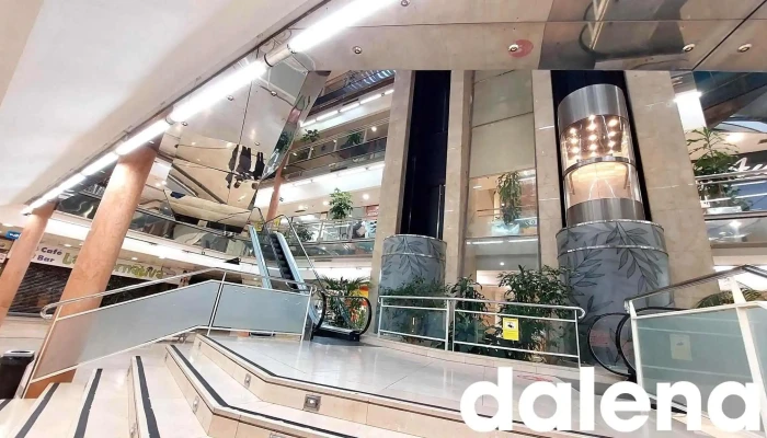 Centro Civico Comercial Interior - Oviedo