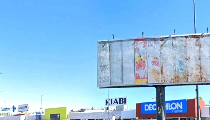 Centro Comercial Azabache -  Cerca De Mi - Lugones