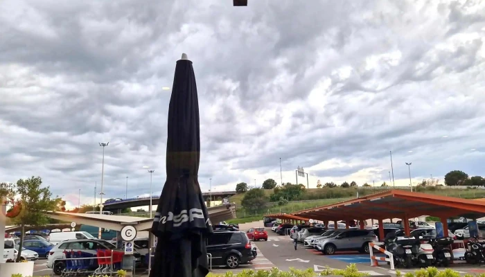 Centro Comercial Carrefour El Pinar -  Abierto Ahora - Las Rozas de Madrid