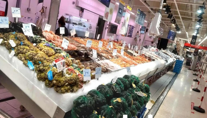 Centro Comercial Carrefour El Pinar -  Alimento - Las Rozas de Madrid