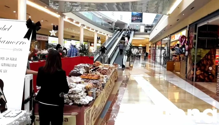 Centro Comercial Los Prados -  Videos - Oviedo