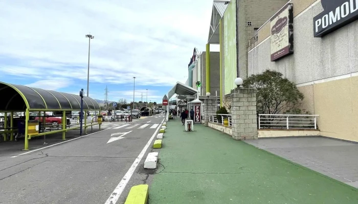 Centro Comercial Los Valles -  Numero - Collado Villalba
