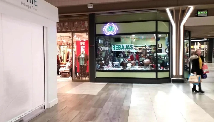 Centro Comercial Los Valles -  Zona - Collado Villalba