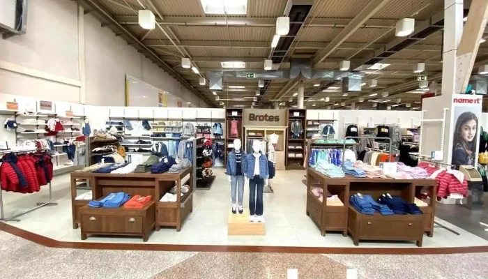 El Corte Ingles Parque Burgos Del Propietario - Burgos