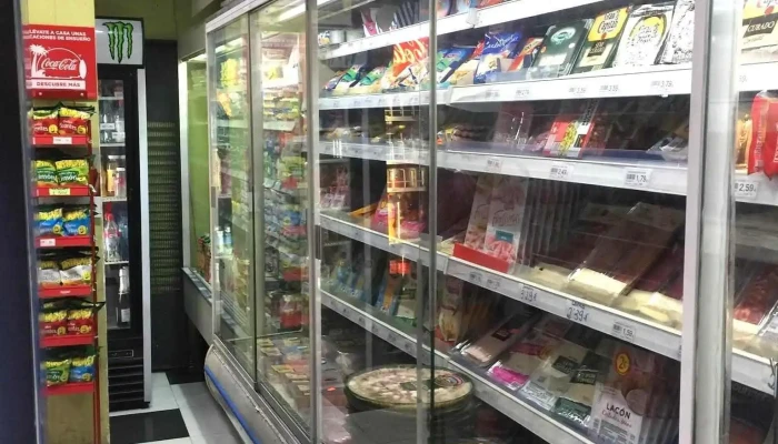 El Golden Supermercado Interior - Madrid