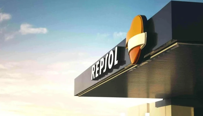 Estación de Servicio Repsol - 4
