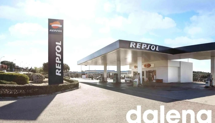 Estacion De Servicio Repsol Estacion De Servicio - Torquemada