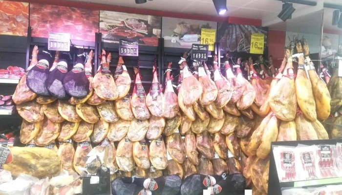 Hiper Usera -  Interior - Madrid