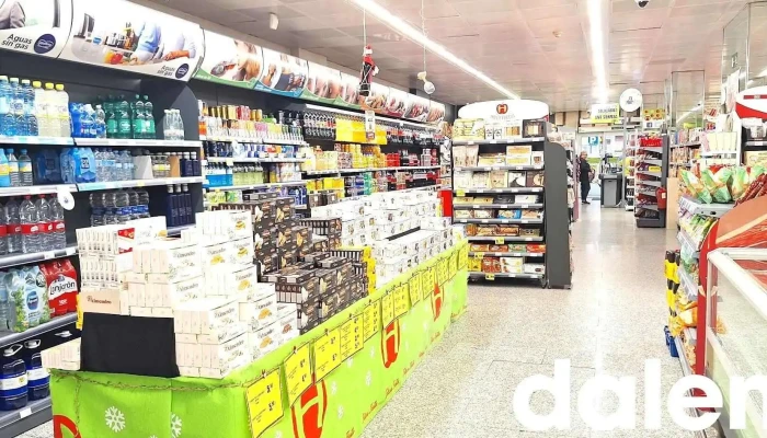 Hiper Usera -  Interior - Madrid