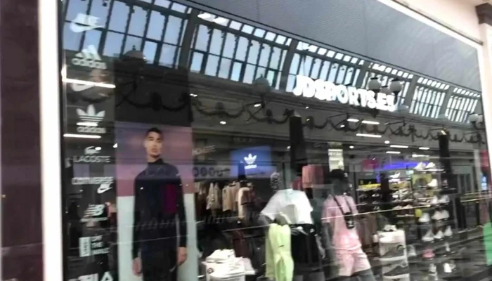 Jd Sports -  Numero - San Sebastián de los Reyes