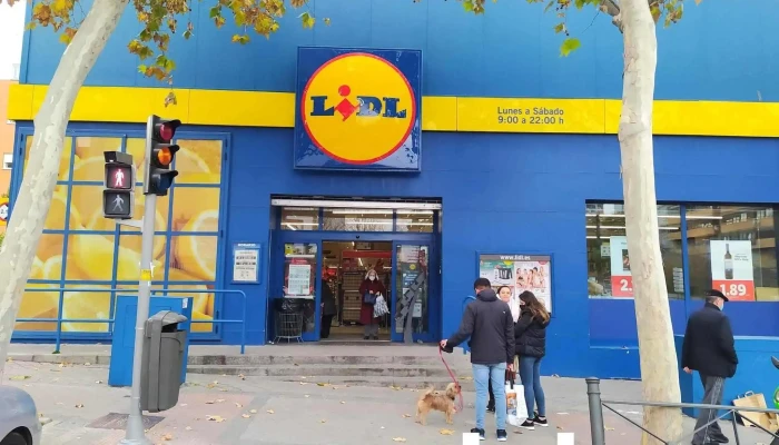Lidl -  Estacionamiento - Madrid