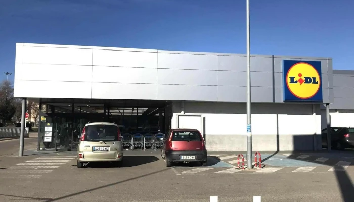 Lidl -  Estacionamiento - Zamora