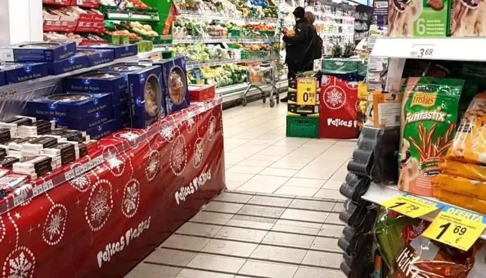 Lupa Supermercados -  Interior - Saldaña