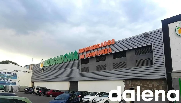 Mercadona -  Estacionamiento - Alcalá de Henares