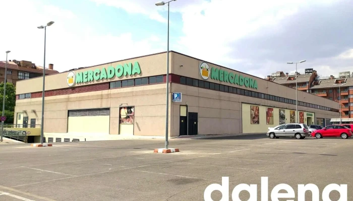 Mercadona -  Estacionamiento - Alcalá de Henares
