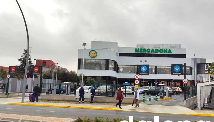 Mercadona -  Estacionamiento - Fuenlabrada