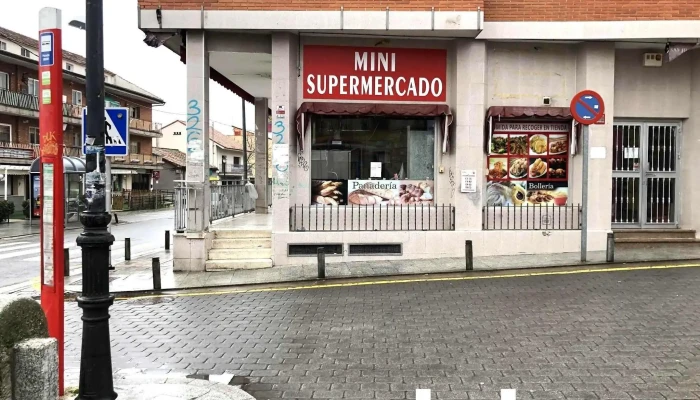 Mini Supermercado -  Del Propietario - Collado Mediano