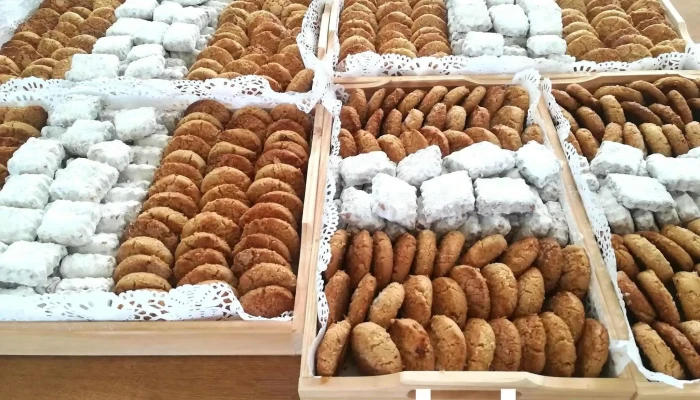 Panaderia Hermanos Neila C B Comida Y Bebida - Cantagallo