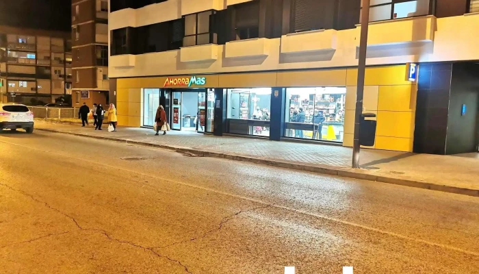 Supermercado Ahorramas -  Estacionamiento - Fuenlabrada