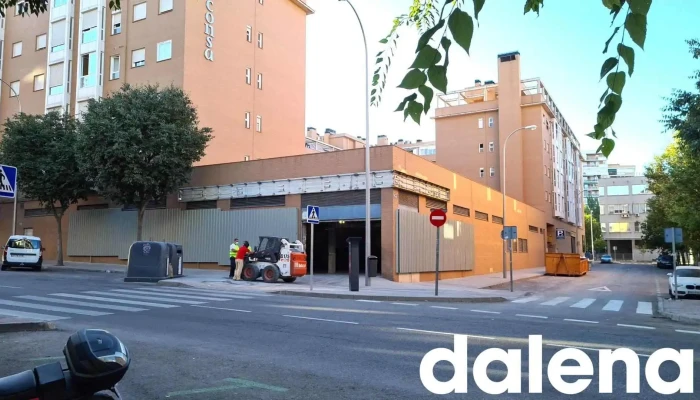 Supermercado Ahorramas -  Estacionamiento - Madrid