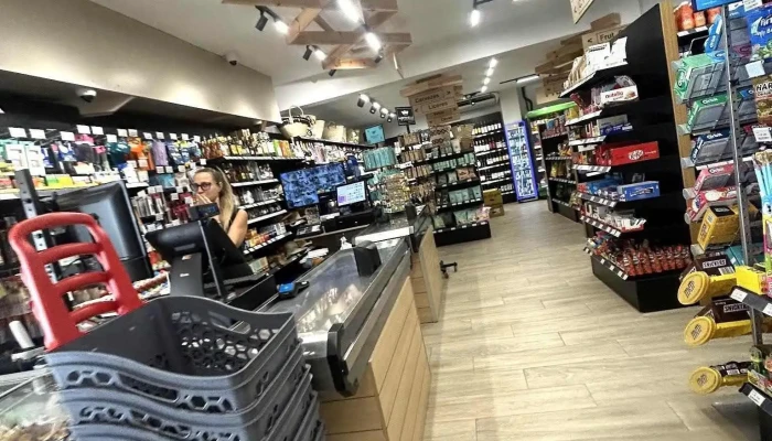 Supermercado Spar Can Curreu - 87