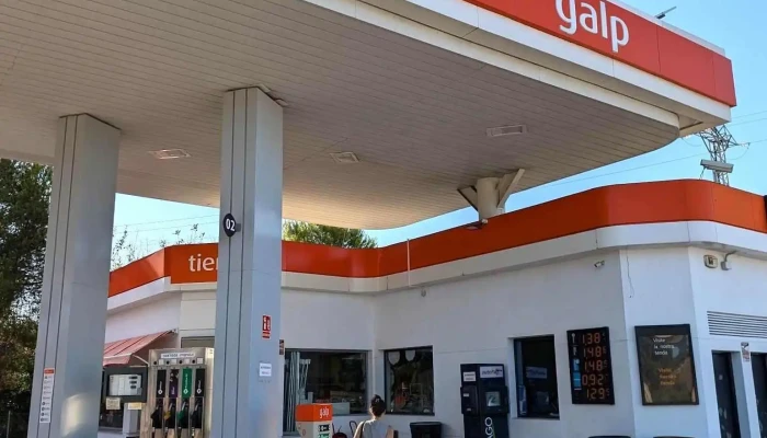 Supermercados Charter - Ctra. Nacional 340