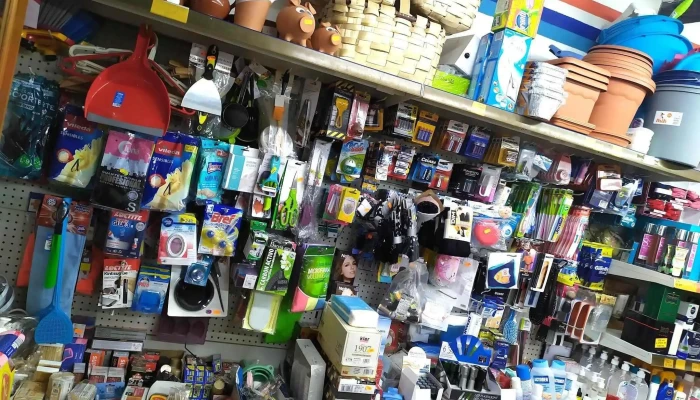 Supermercados Coviran Estanco Venta Once Interior - Espejo