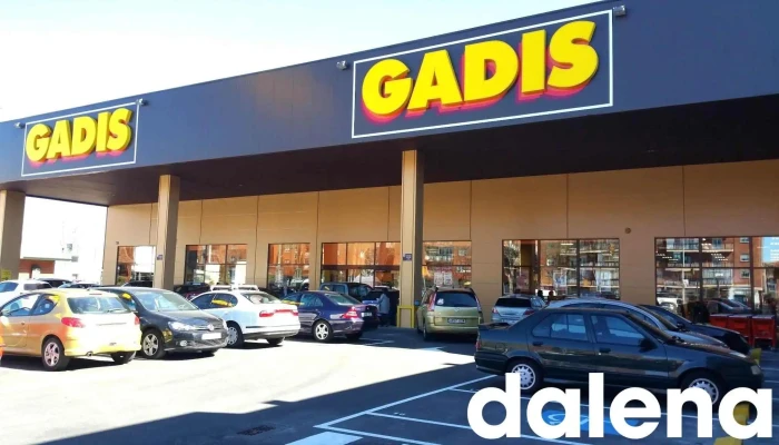 Supermercados Gadis -  Estacionamiento - Salamanca