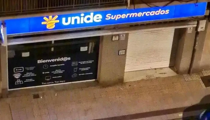 Unide Supermercados -  Estacionamiento - Salamanca